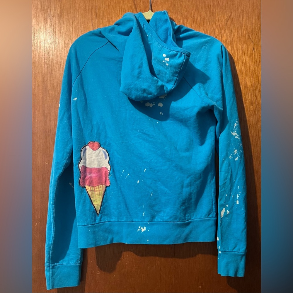 Primp Blue Bleach Splatter Ice Cream Hoodie ASO Jessica Simpson Rare Y2K - Picture 4 of 8